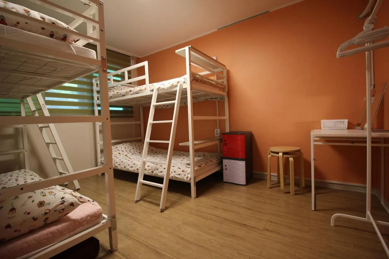 Bunk Guesthouse Hongdae Soul